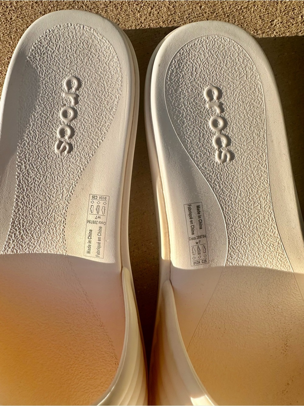 CROCS Ribbed Slide Sandals in Cream White - Picture 4 of 8